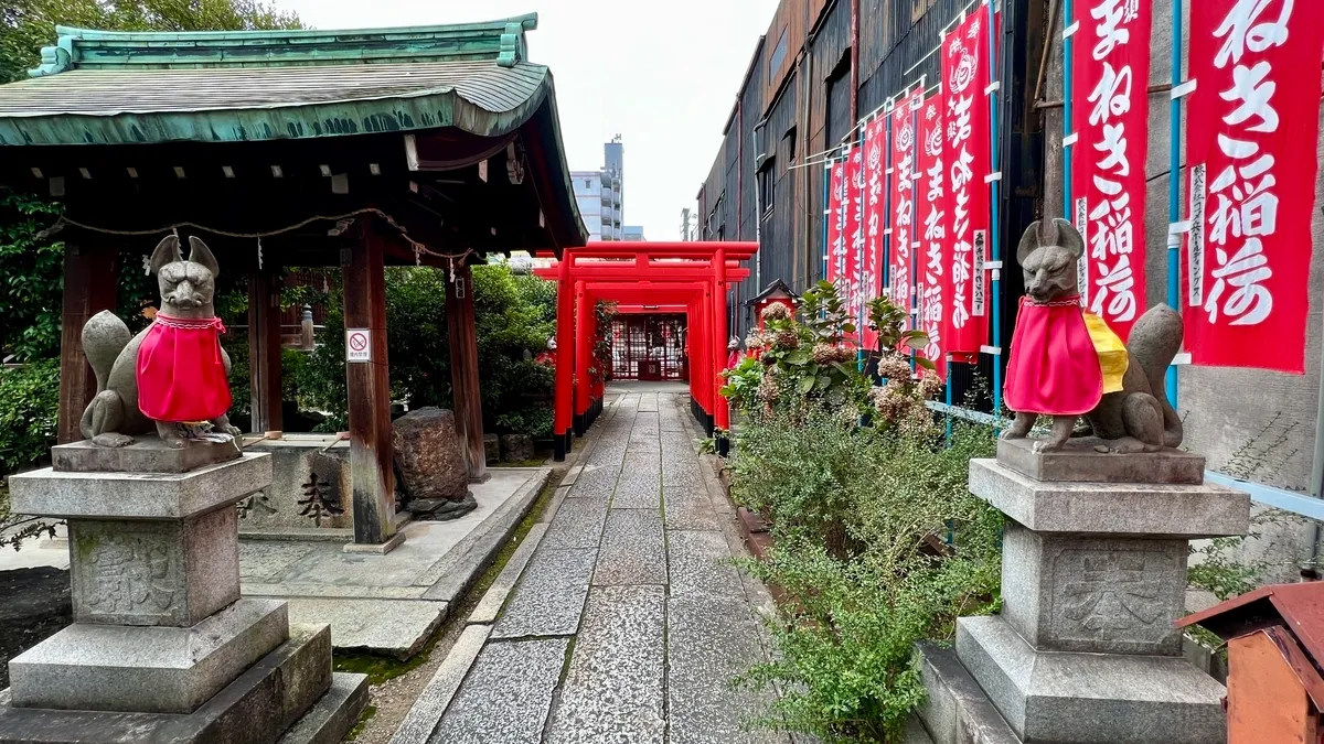 ศาลเจ้า Maneki Inari